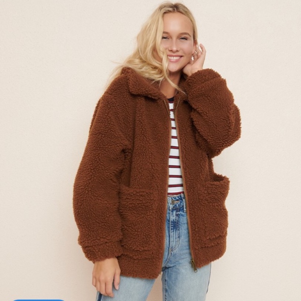 Looking for this specific Sherpa jacket!
